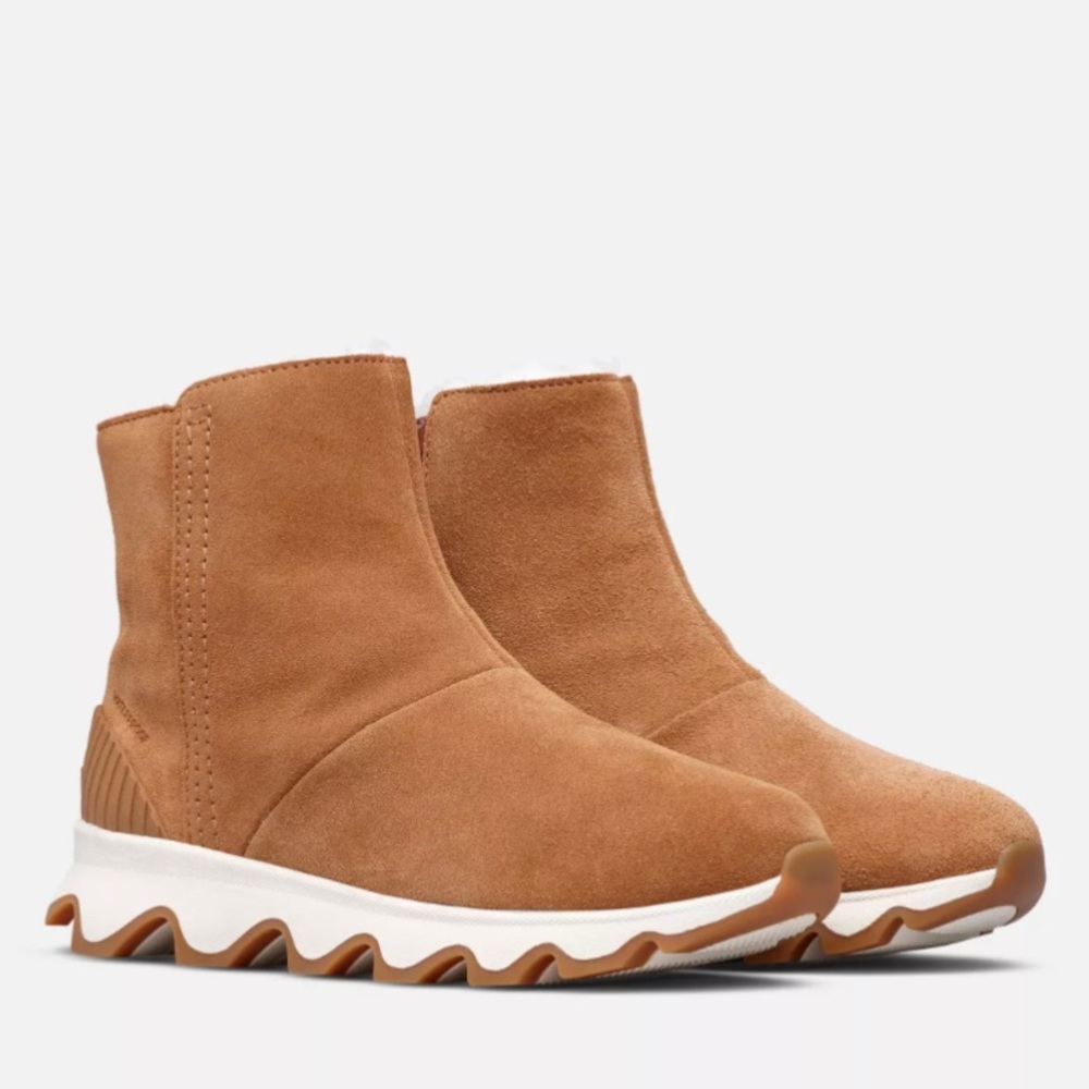 Sorel Kinetic Short Sneaker Boot